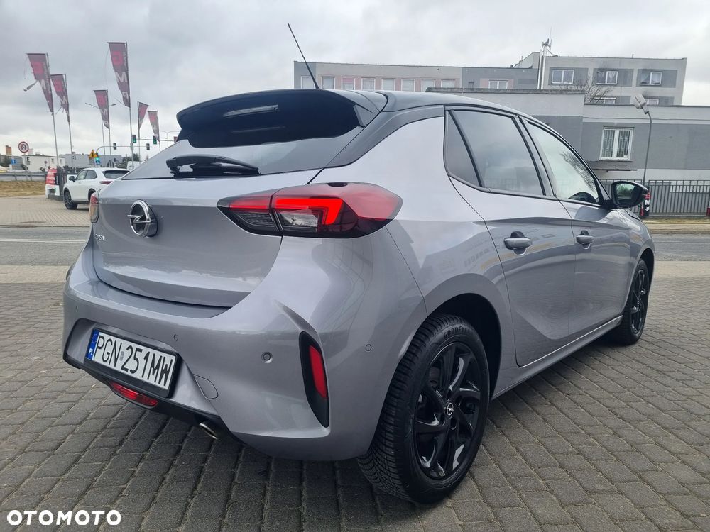 Opel Corsa 1.2 Direct Injection Turbo GS - 2