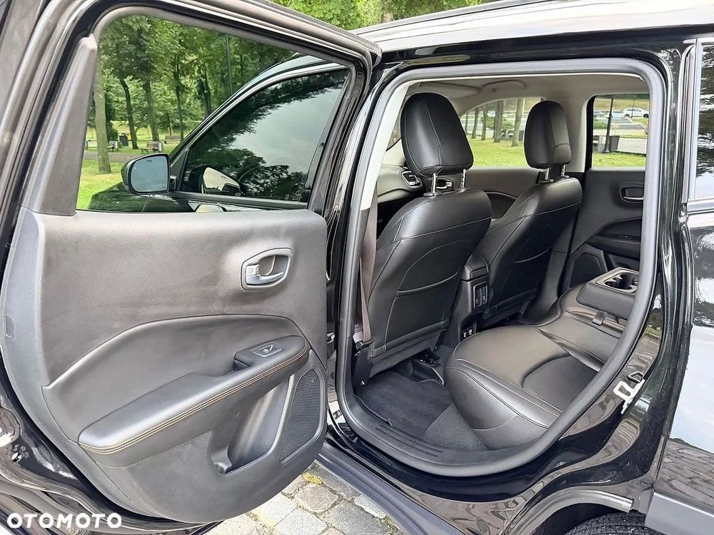 Jeep Compass 2.4I 4x4 CVT Limited - 31