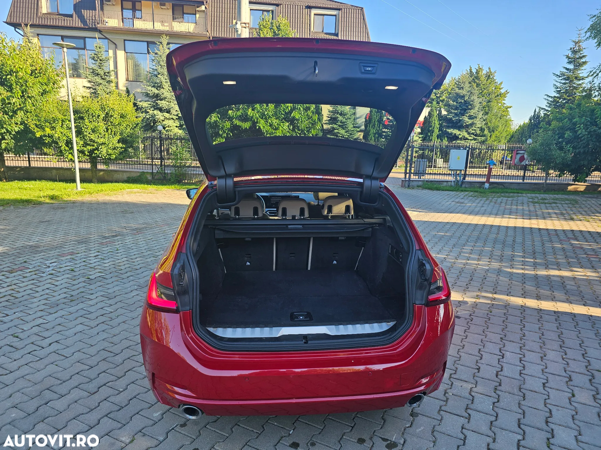 BMW Seria 3 320e Touring Aut. M Sport - 10