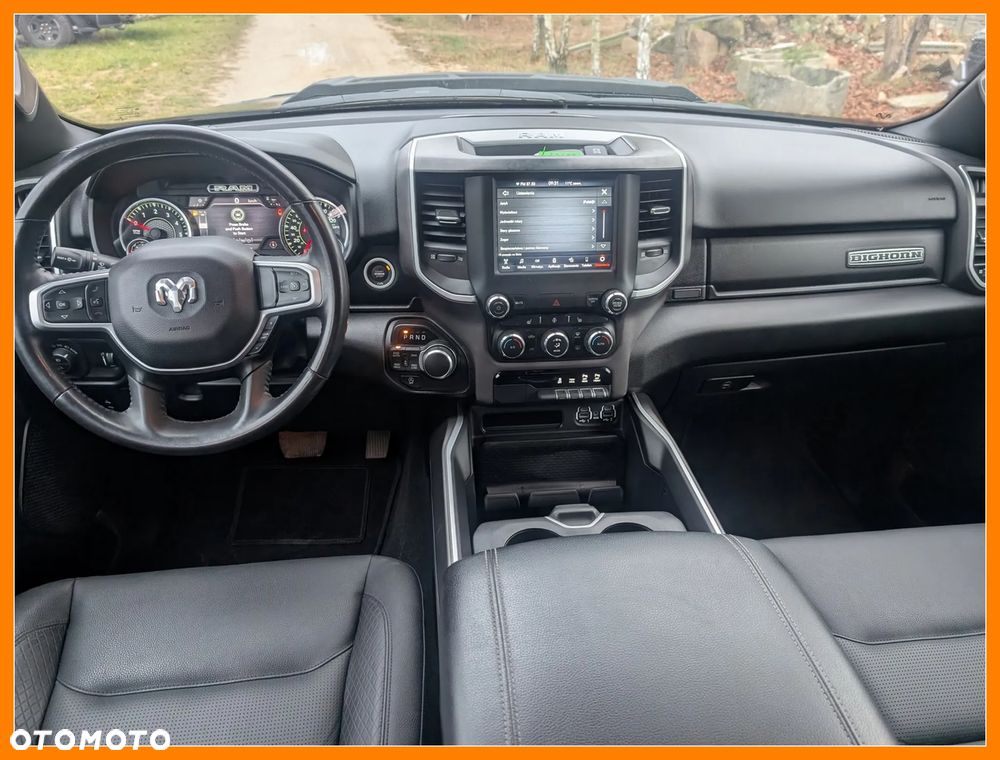 RAM 1500 Crew Cab Shortbed Bighorn - 20