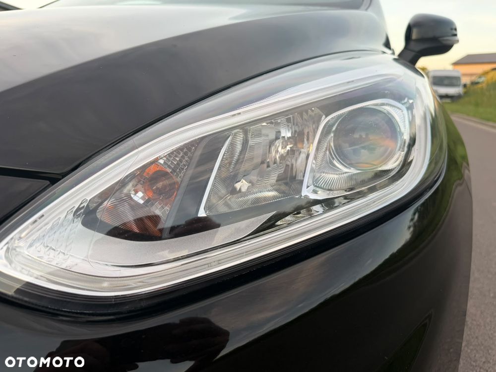Ford Fiesta 1.0 EcoBoost S&S ST-LINE - 40