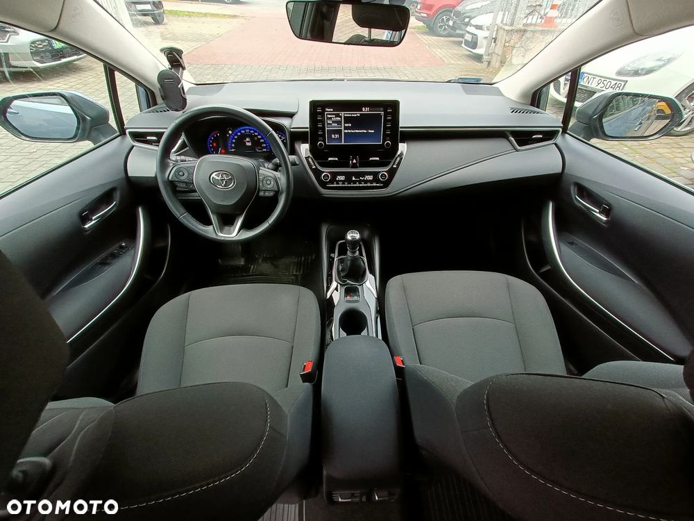Toyota Corolla 1.6 Comfort - 11