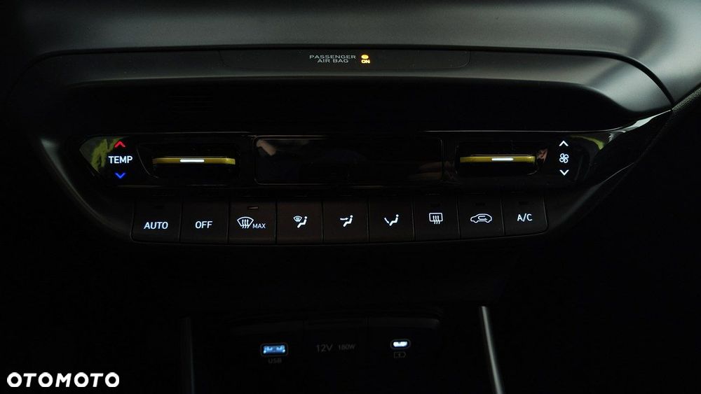 Hyundai i20 - 22