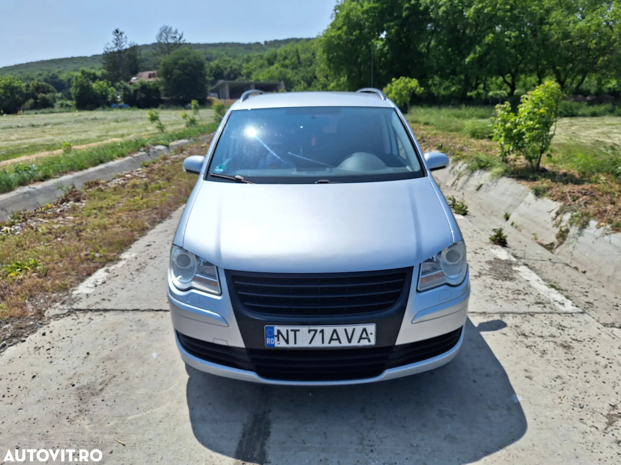 Volkswagen Touran 1.9 TDI - 2