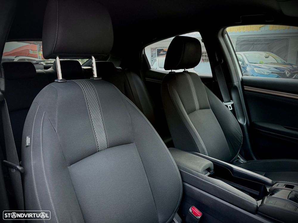 Honda Civic 1.0 i-VTEC Executive Premium - 7