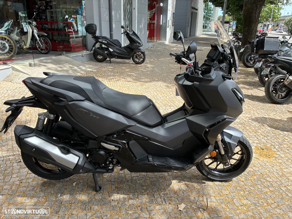 Honda ADV 350 - 3