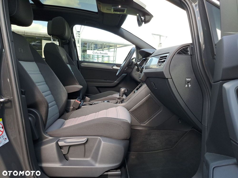Volkswagen Touran - 18