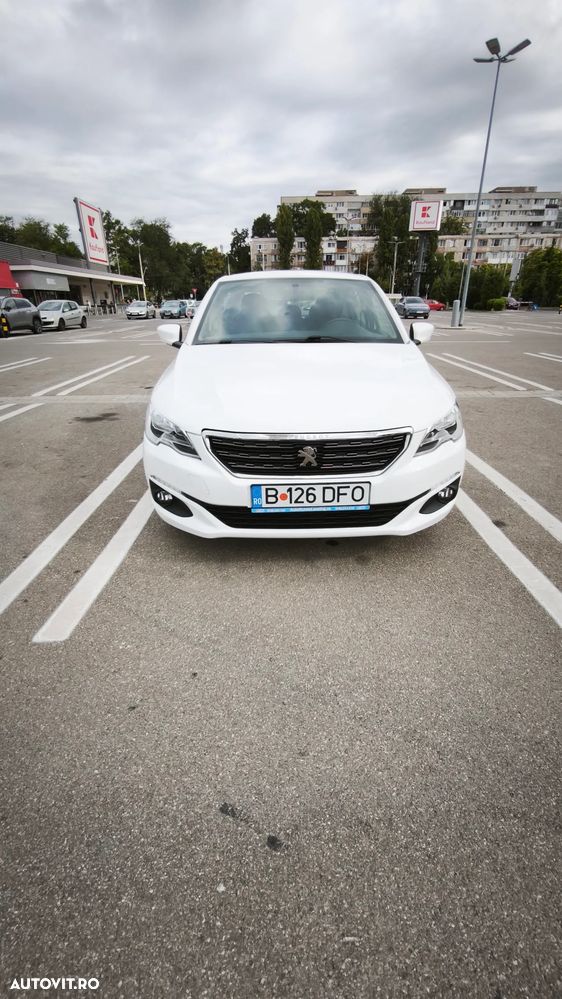 Peugeot 301 1.5 BlueHDI FAP Active - 1