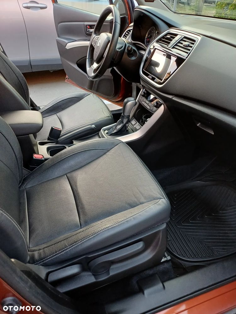 Suzuki SX4 - 10