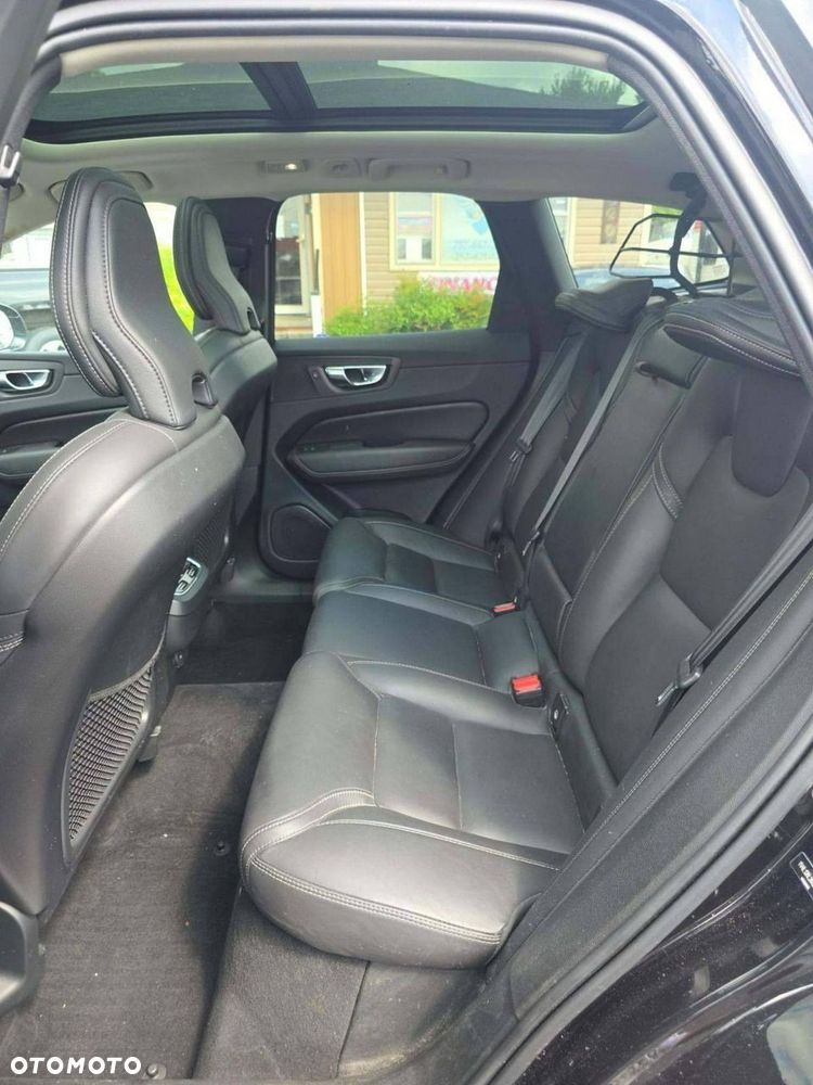 Volvo XC 60 B5 B AWD Inscription - 8