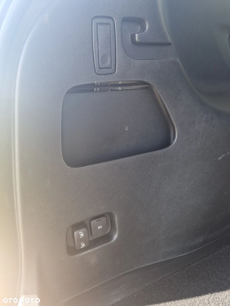 Ford Edge - 11