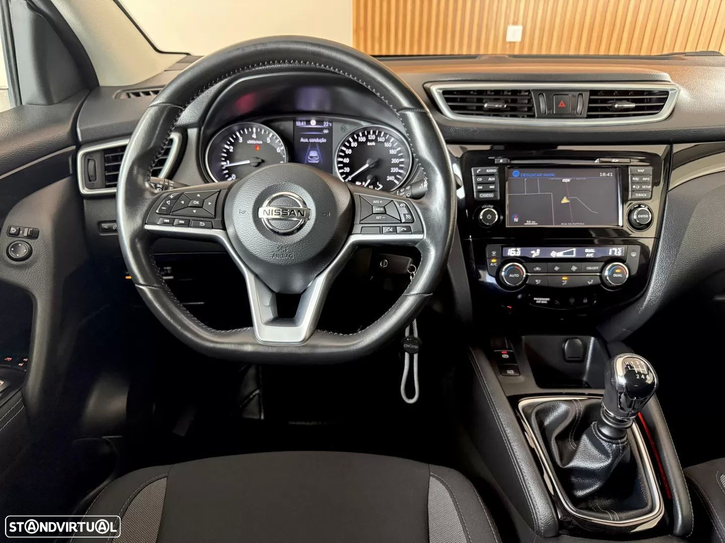 Nissan Qashqai 1.2 DIG-T N-Connecta - 37