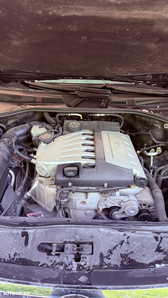 Volkswagen Touareg - 13
