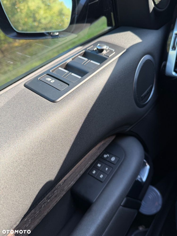 Land Rover Discovery V 3.0 Si6 HSE Luxury - 26