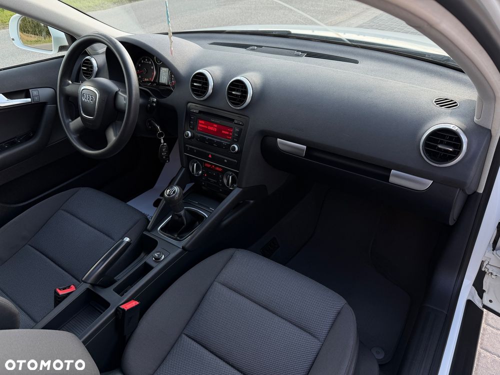 Audi A3 Sportback 1.4 TFSI Attraction - 7