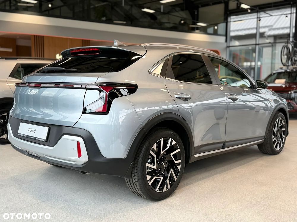 Kia XCeed 1.6 T-GDI M DCT - 3