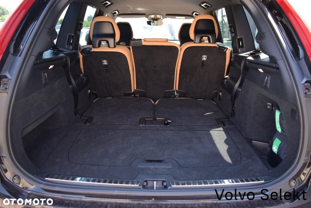 Volvo XC 90 - 32