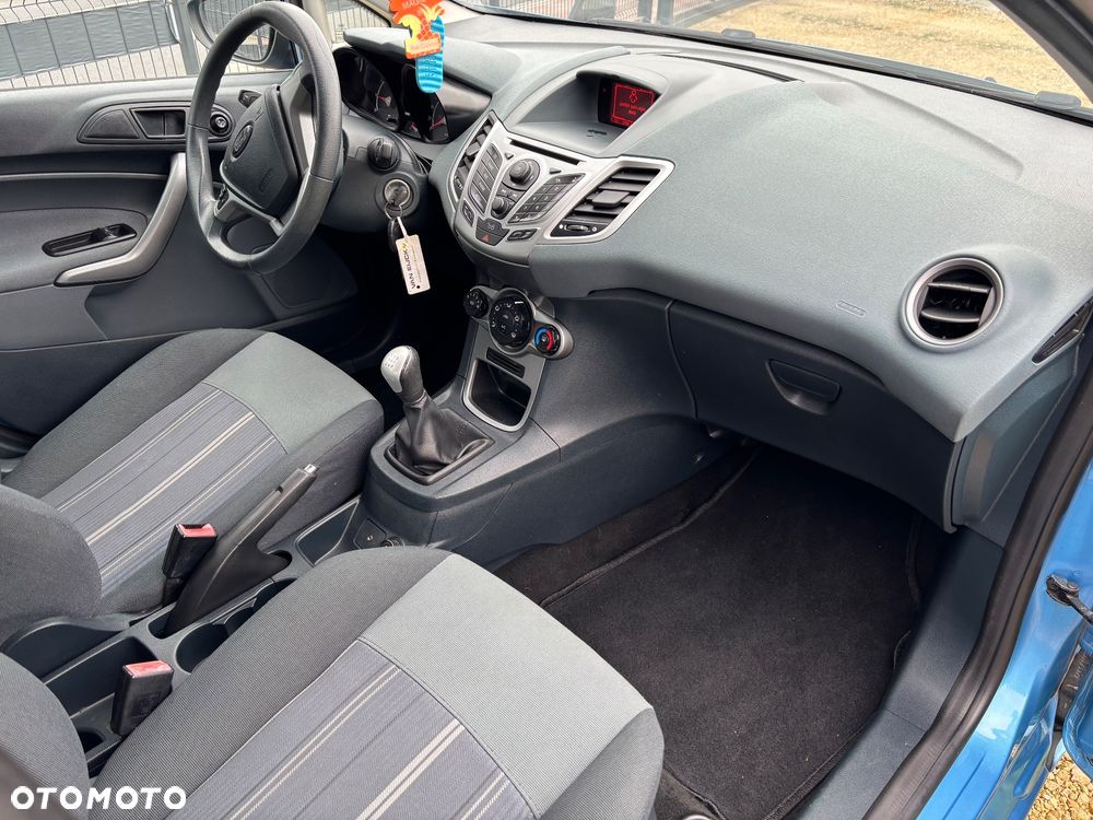 Ford Fiesta 1.25 SYNC Edition - 25