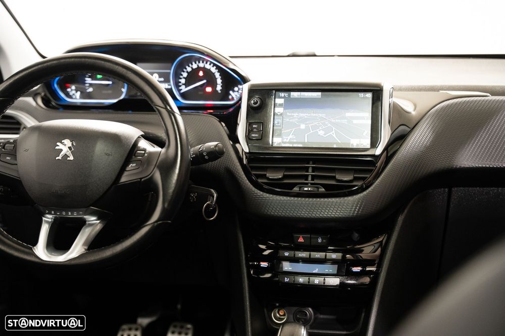 Peugeot 2008 1.2 PureTech Style - 7