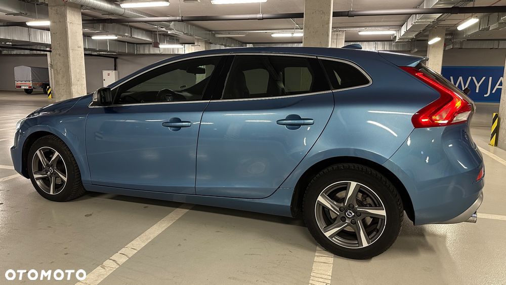 Volvo V40 D4 Drive-E R-Design Summum - 29