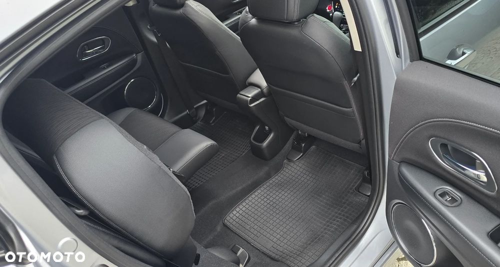 Honda HR-V 1.5 Executive (ADAS / Connect+) CVT - 18