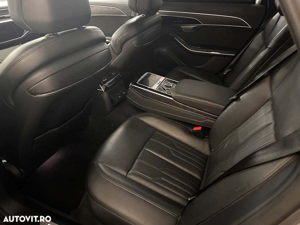 Audi A8 55 TFSI quattro Tiptronic - 12