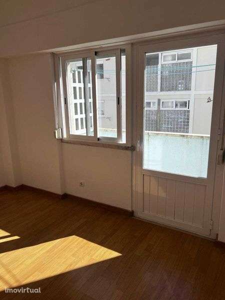 Apartamento T 1 para arrendamento - Grande imagem: 4/8