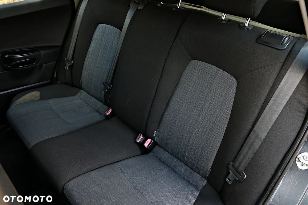 Kia Ceed 1.4 CVVT Attract - 7