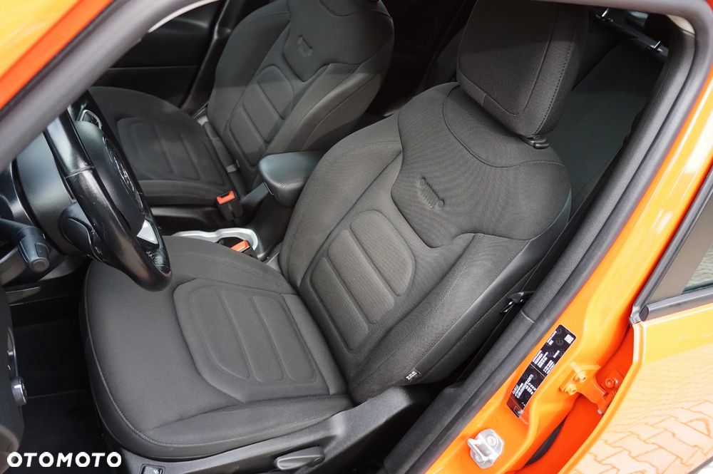 Jeep Renegade 1.4 MultiAir Limited - 20
