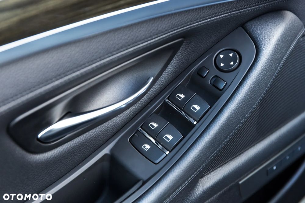 BMW Seria 5 Active Hybrid Luxury Line - 29