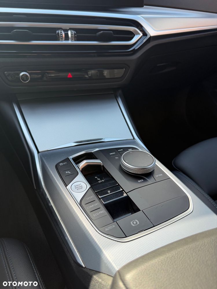 BMW Seria 3 320d xDrive mHEV M Sport - 22