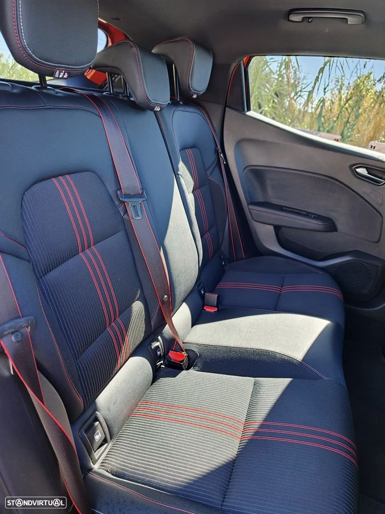 Renault Clio 1.0 TCe RS Line - 18