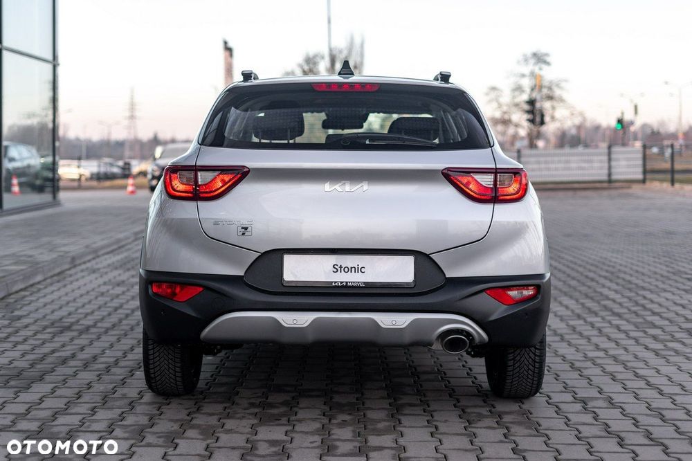 Kia Stonic - 5