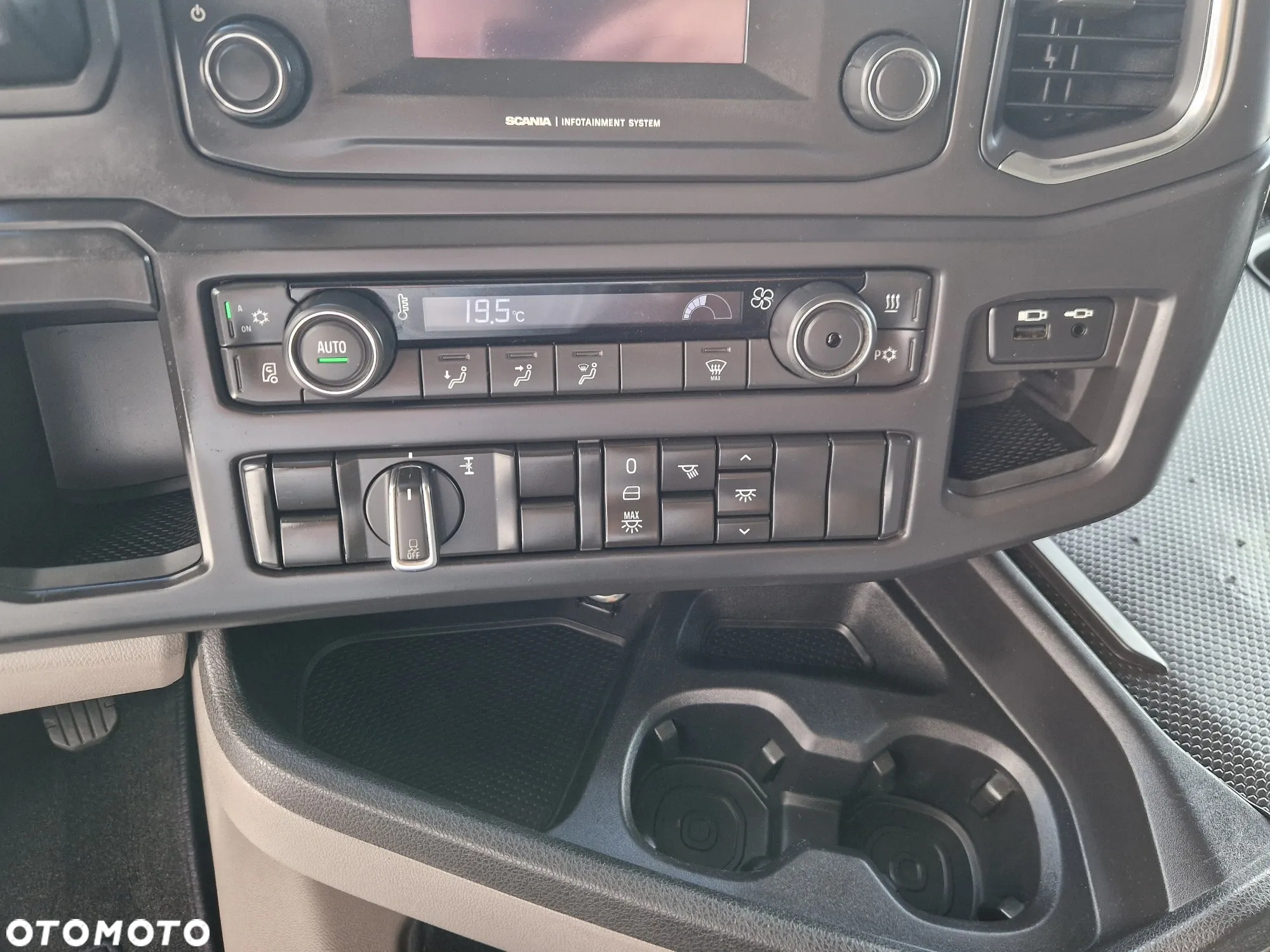 Scania R450 MEGA/LOWDECK EURO6 bez EGR RETARDER AUTOMAT - 22
