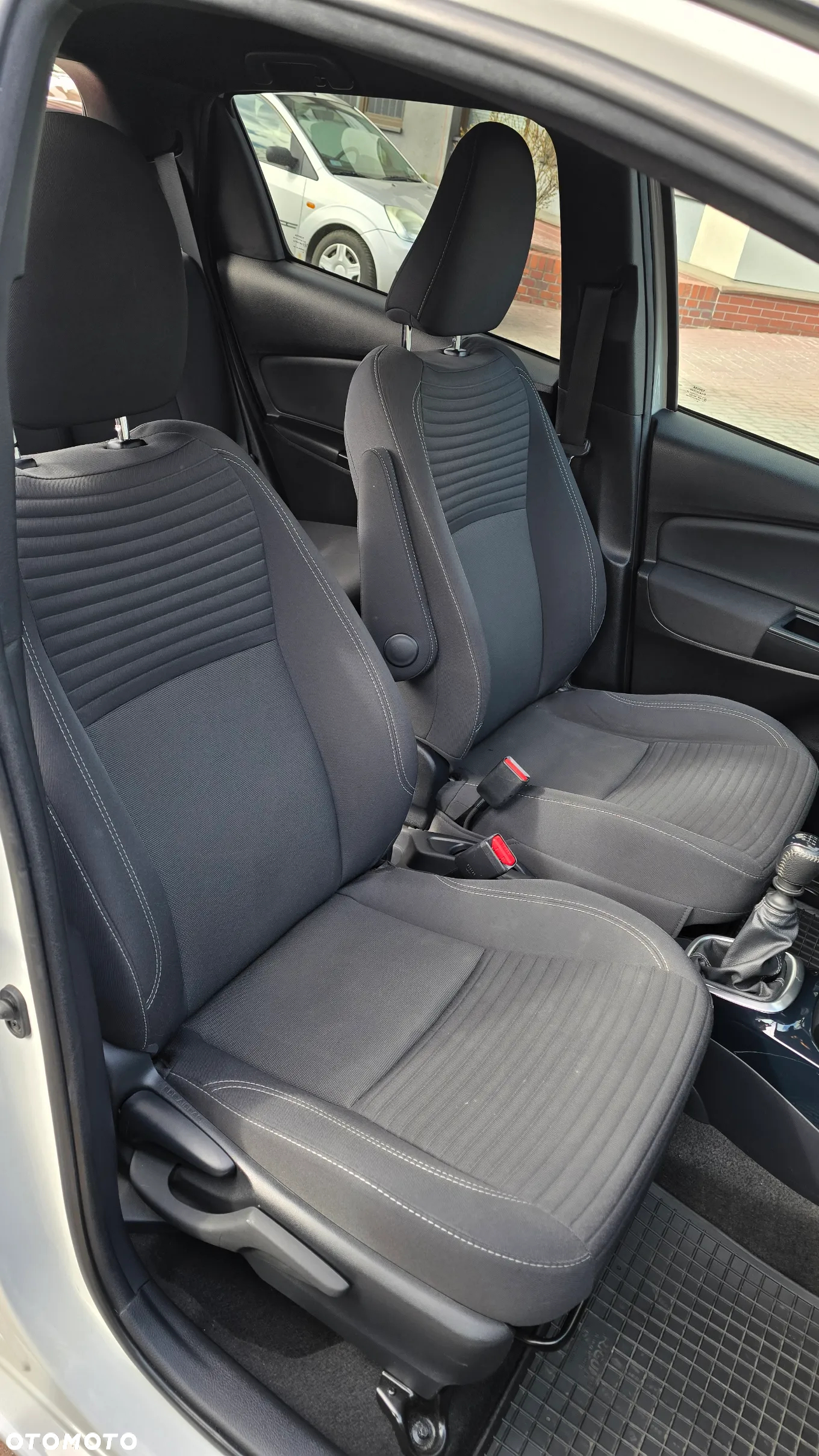 Toyota Yaris 1.5 Selection - 17