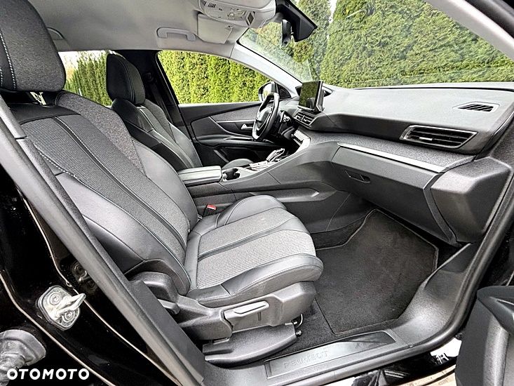 Peugeot 3008 225 e-EAT8 Allure - 16