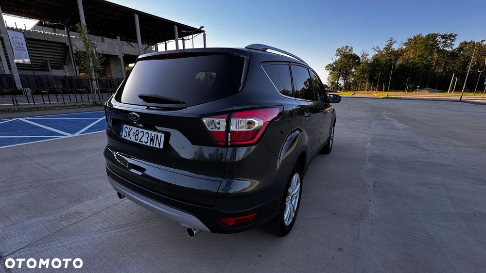 Ford Kuga 2.0 TDCi 4x4 Trend - 6