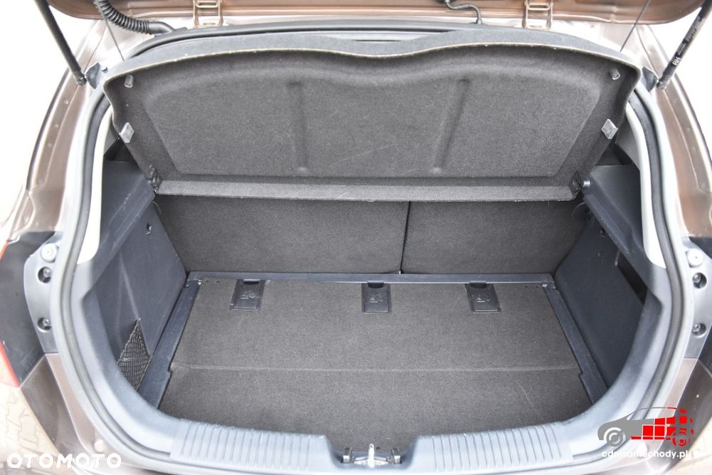 Kia Rio - 20