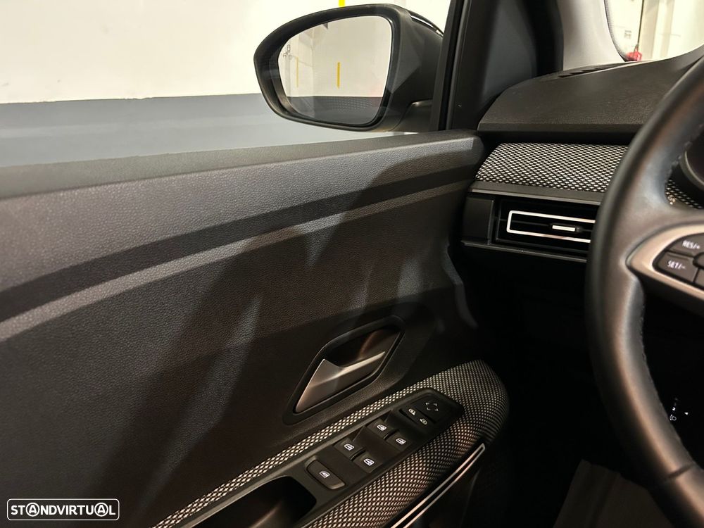 Dacia Jogger 1.0 TCe Extreme 7L - 38