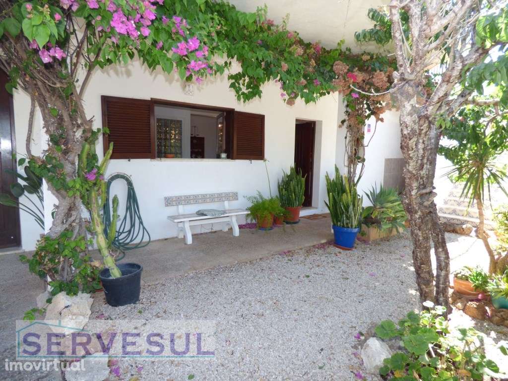 Charmosa moradia situada a apenas 1 km da vila de Paderne e a 20 mi... - Grande imagem: 4/48