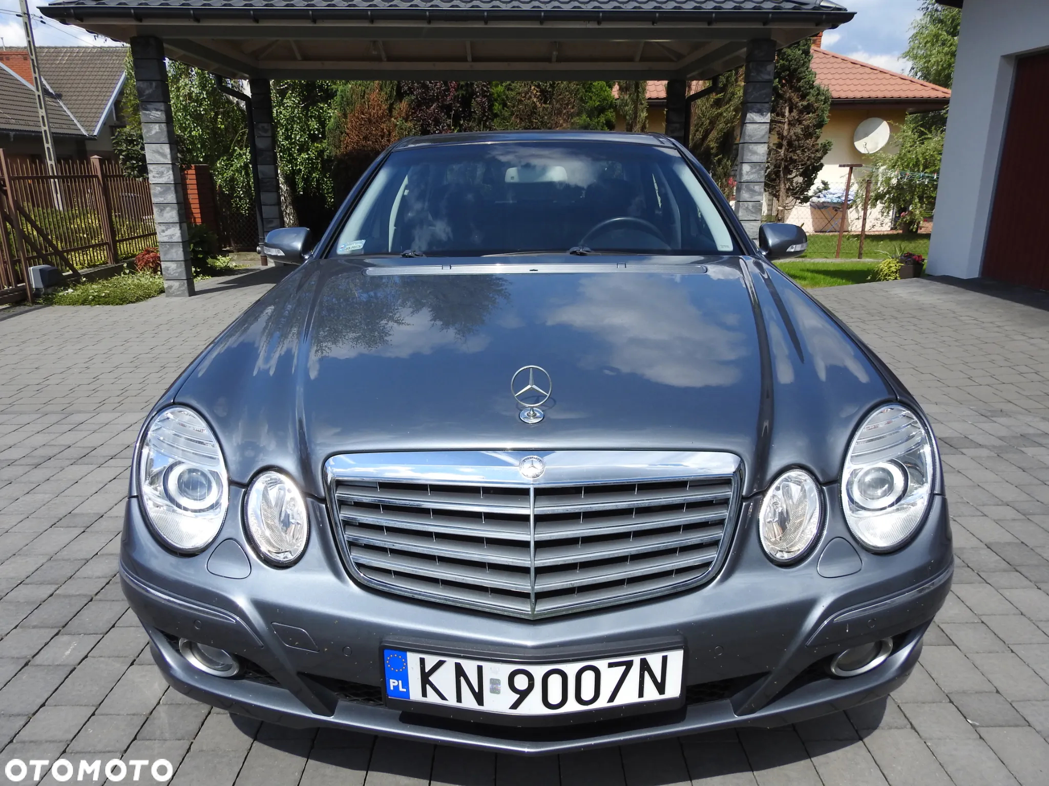 Mercedes-Benz Klasa E - 28