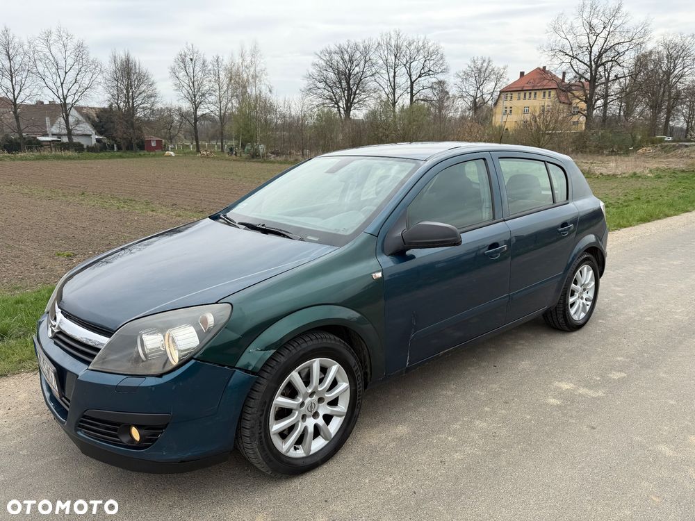 Opel Astra 1.9 CDTI Cosmo - 4