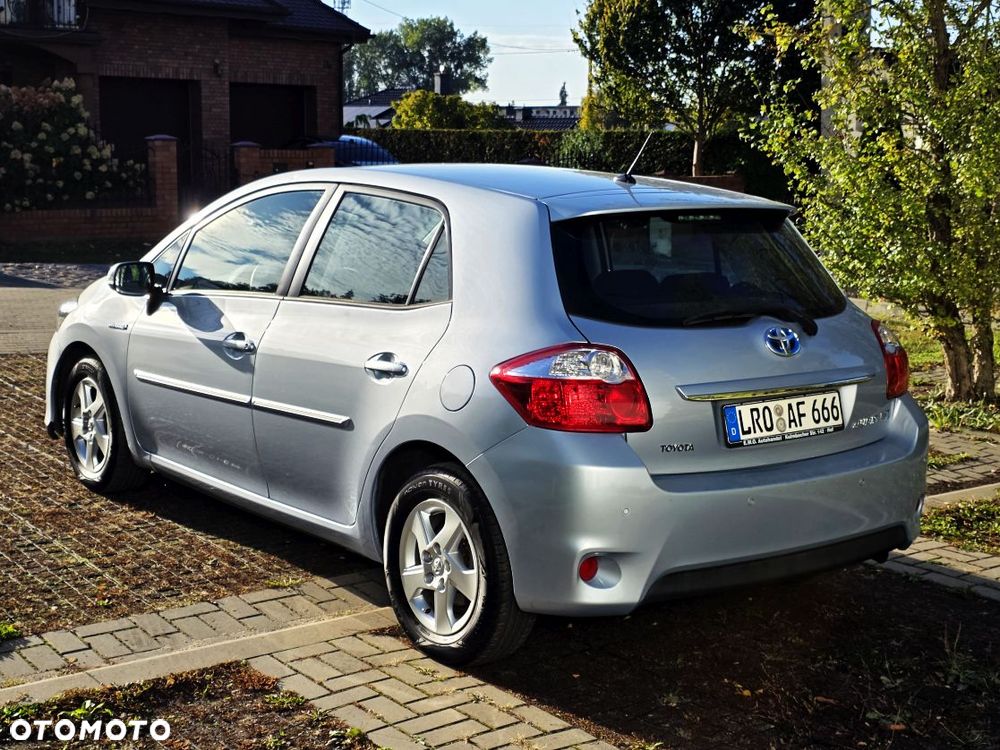 Toyota Auris 1.8 HSD Prestige - 6