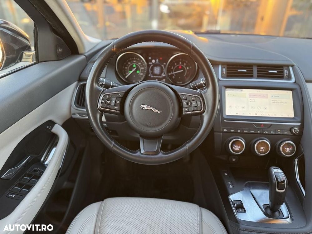 Jaguar E-Pace - 6