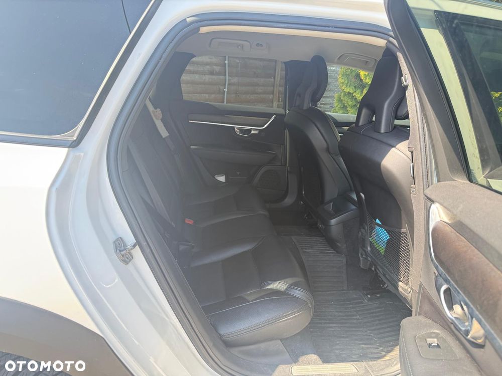 Volvo V90 Cross Country D5 AWD Geartronic - 22
