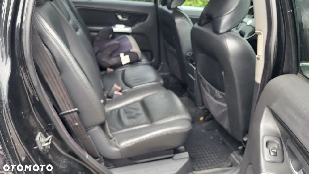 Volvo XC 90 2.4D Kinetic - 10
