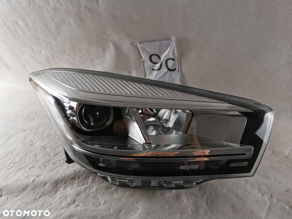 CHERY TIGGO 4 REFLEKTOR PRAWY LAMPA 605000110AA - 2