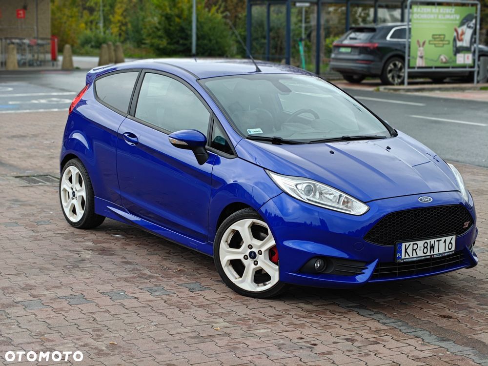 Ford Fiesta 1.6 EcoBoost ST - 6