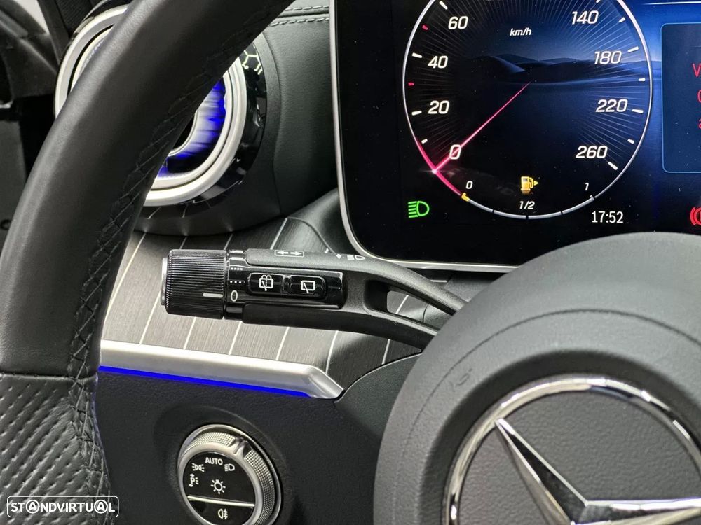 Mercedes-Benz C 300 e T 9G-TRONIC AMG Line - 43