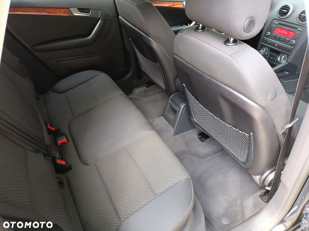 Audi A3 Sportback 1.6 TDI DPF Attraction - 13